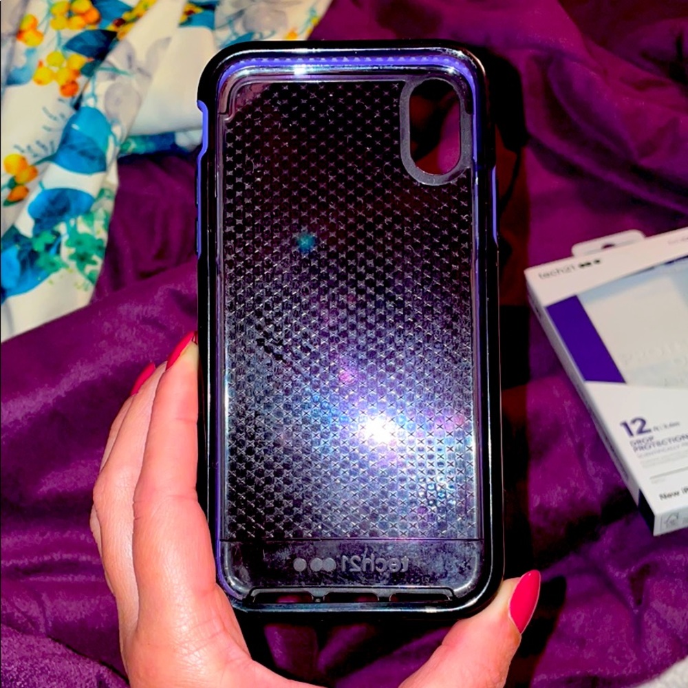 🍇tech 21 iPhone XS case🍇